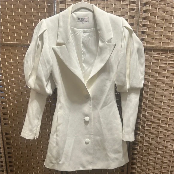 House of CB Ivory Long Sleeve Dress - Picture 5 of 11